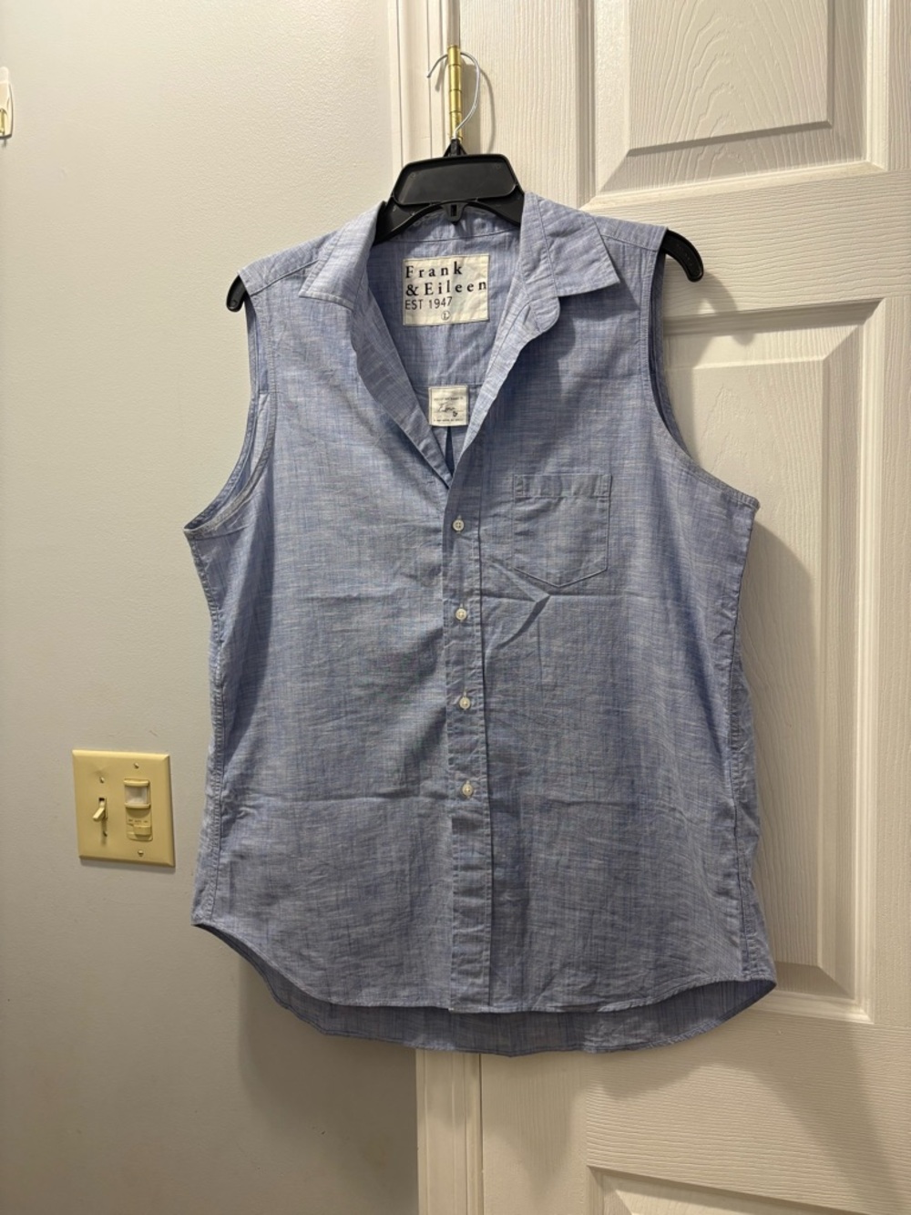 Frank & Eileen Fiona Sleeveless Top Size Large